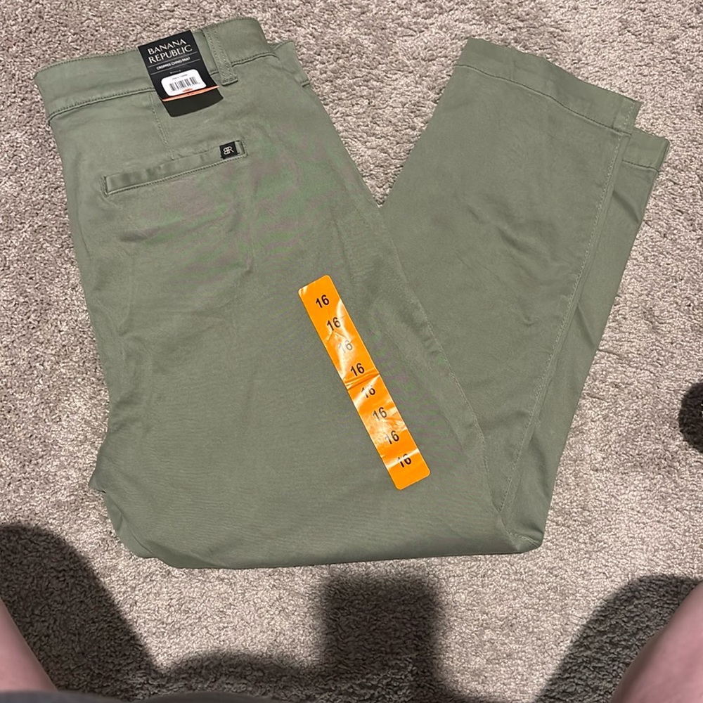 Women’s Green Banana Republic Chino Pants